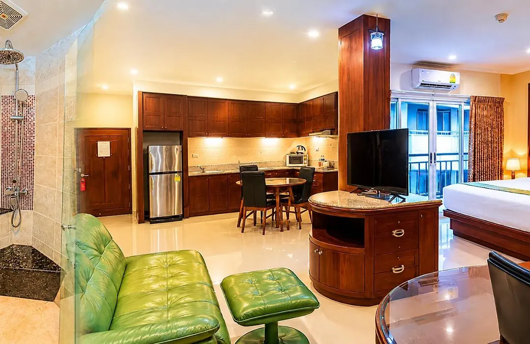 Whitehouse Condotel-1
